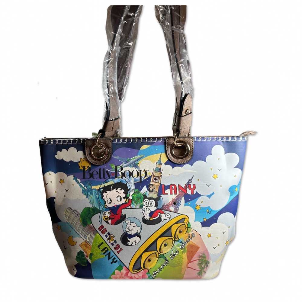 Betty Boop by Lany Travel World